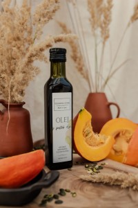 olej z pestek dyni tłoczony na zimno nierafinowany 250 ml świeży